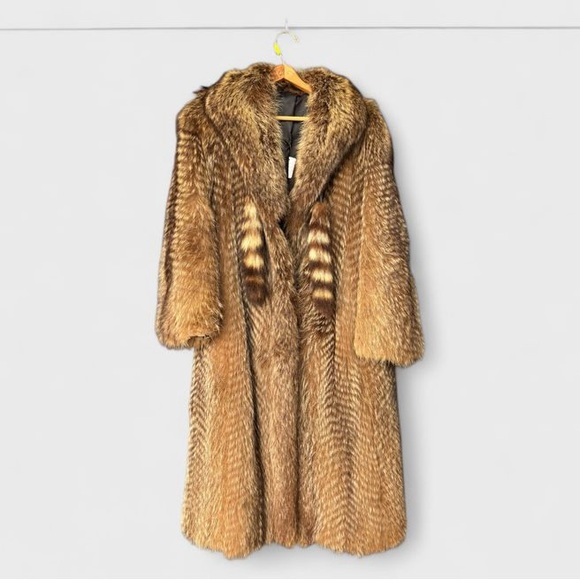 Iconic Carrie Bradshaw Style Genuine Vintage fur coat with Classic1